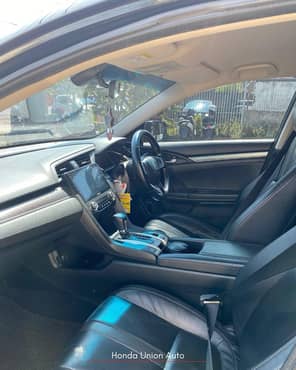 Mobil Honda Civic Turbo