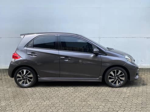 Mobil Brio 12 Rs Cvt 2018