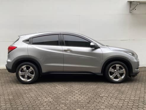 Mobil Honda Hrv 15 E Cvt